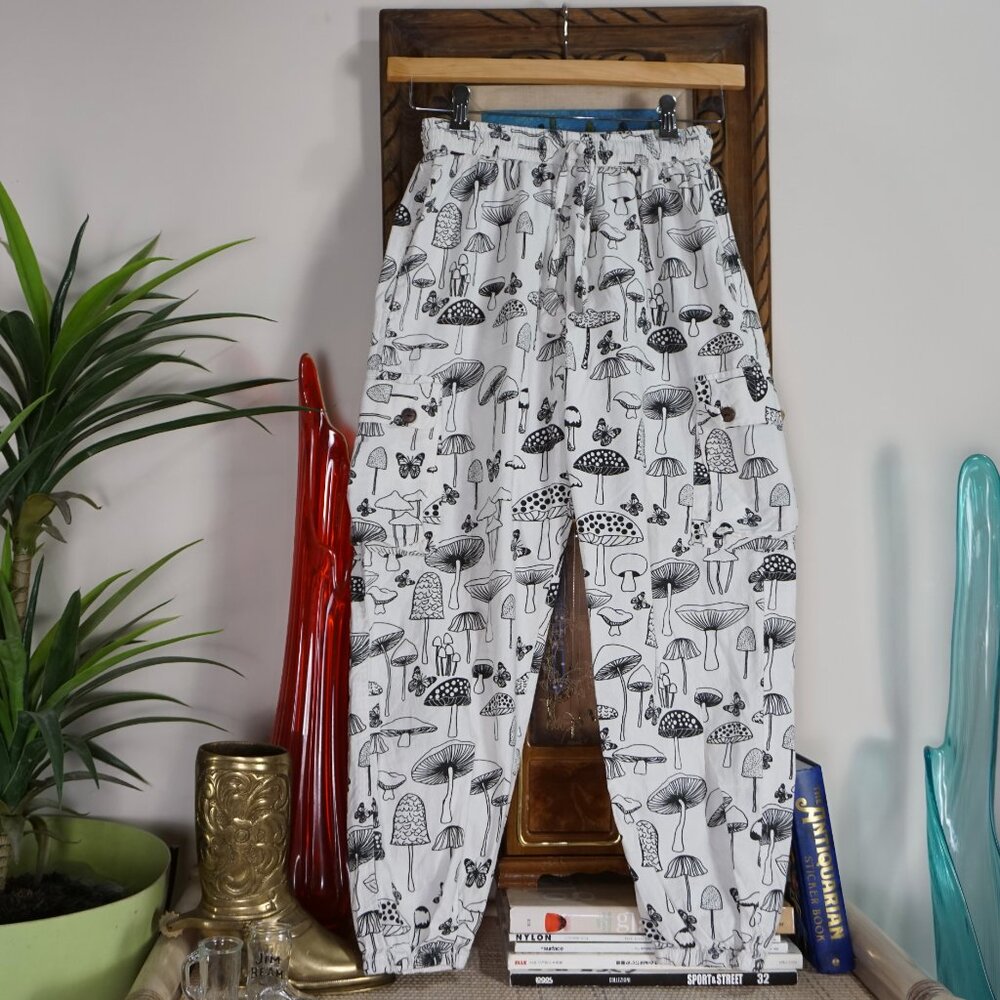 Mushroom graphic 100% cotton jogger pants Rising International
